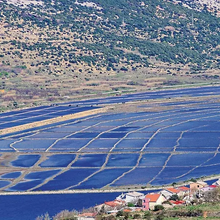 Awesome In Pag With Kitchen * Pag Town