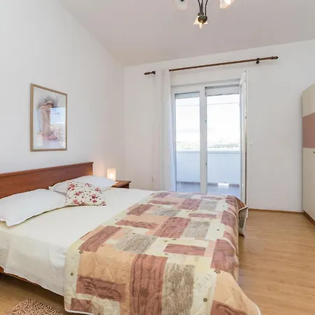 Awesome In Pag With Kitchen Apartment Pag Town