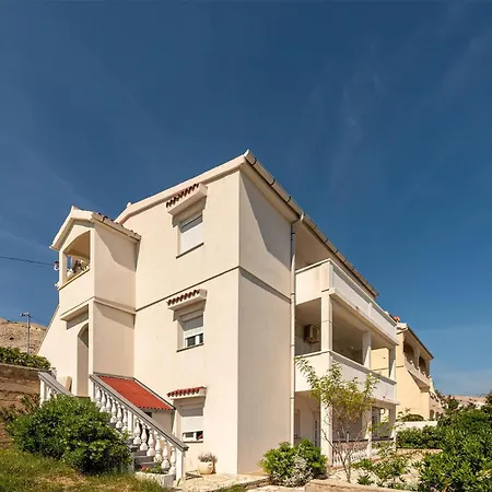 Apartamento Pet Friendly In Pag With Wifi