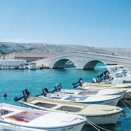 Apartamento Pet Friendly In Pag With Wifi Pag Town